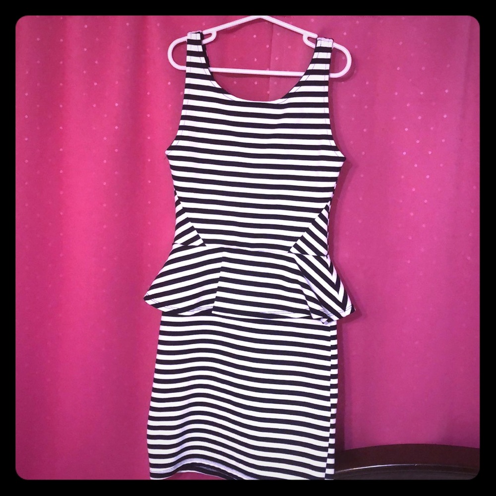 H&M Girl flare dress